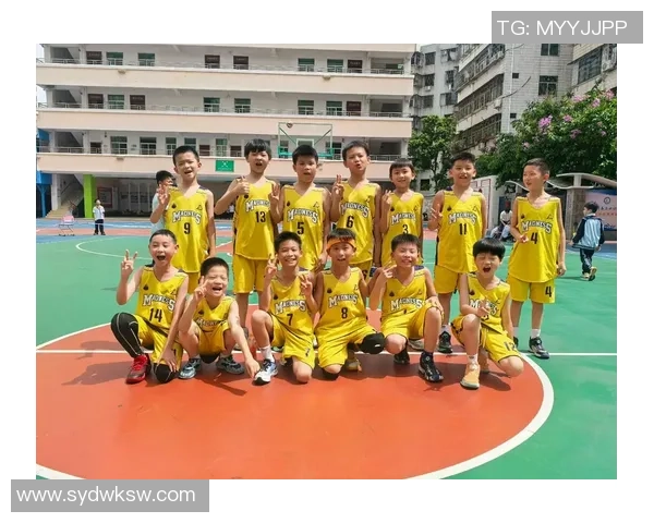 以篮球精神凝聚青春力量共筑梦想赛场展现团队无限精彩 以篮球精神凝聚青春力量共筑梦想赛场展现团队无限精彩