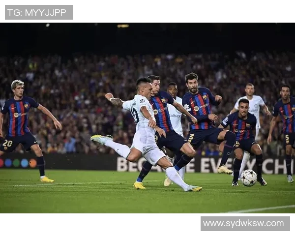 国米主场激战拉齐奥巅峰对决演绎意甲豪门荣耀与荣耀碰撞 国米主场激战拉齐奥巅峰对决演绎意甲豪门荣耀与荣耀碰撞