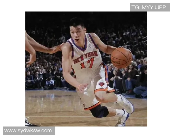 篮球明星的辉煌之路：从街头少年到全球传奇的奋斗历程与不懈追求