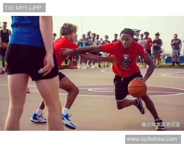 篮球运动的演变与发展:从街头到职业联赛的辉煌历程 篮球运动的演变与发展:从街头到职业联赛的辉煌历程